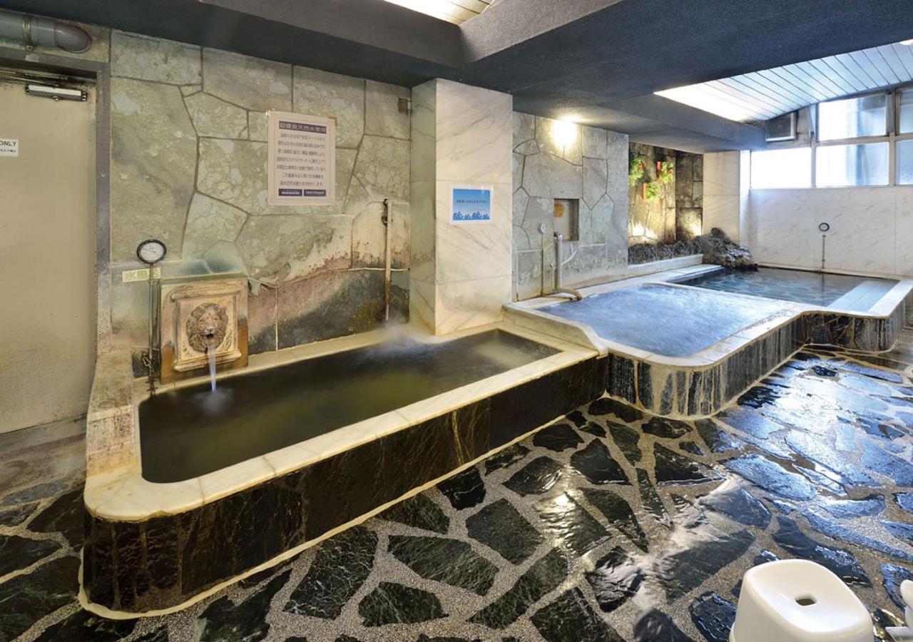 Capsule And Sauna Rosco Токио Экстерьер фото