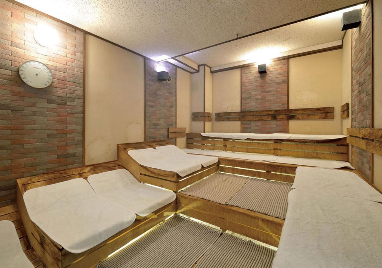 Capsule And Sauna Rosco Токио Экстерьер фото